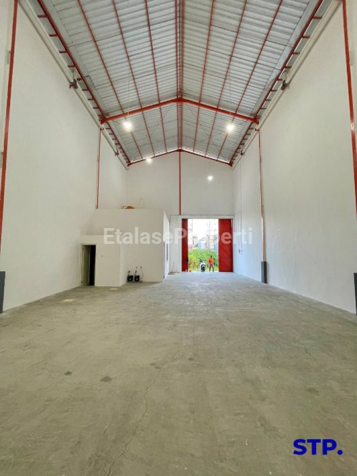 Foto properti Gudang Kantor Mewah Kedinding Tengah Jaya 4