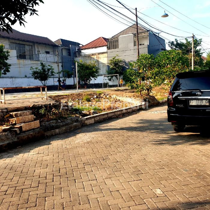 Foto properti DIJUAL RUMAH Perumahan PURI LIDAH KULON INDAH  Surabaya 2