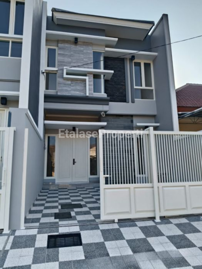 Foto properti Dijual Rumah Baru Minimalis 2 Lt Nginden Intan Timur 2