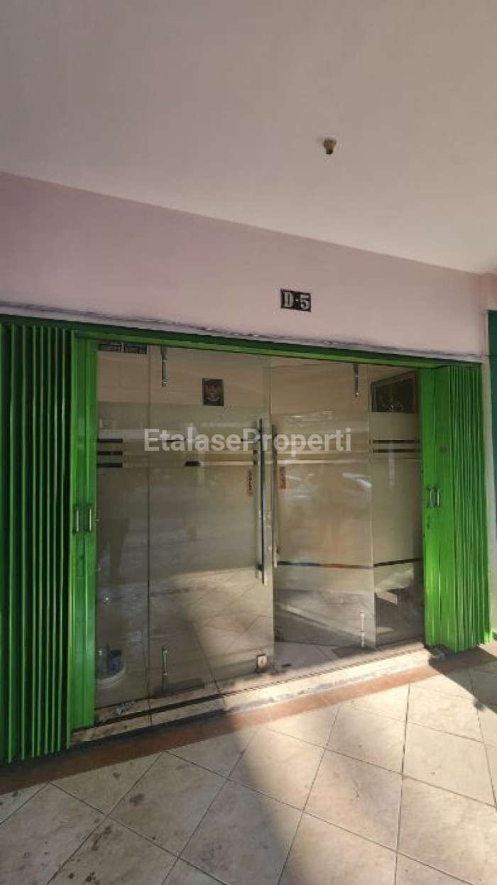 Foto properti *Dijual Ruko Grand Sungkono, 4 Lantai* 2