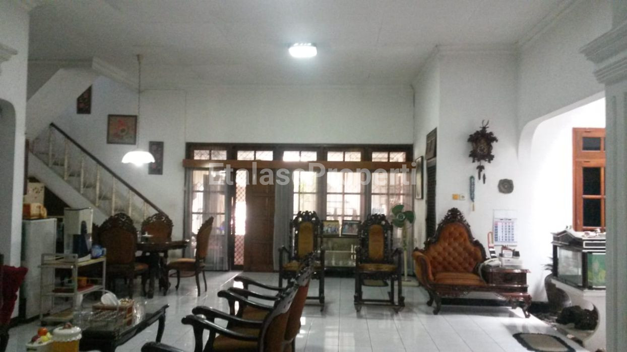 Foto properti Jual Rumah Murah Hitung TANAH Ketintang Permai 4