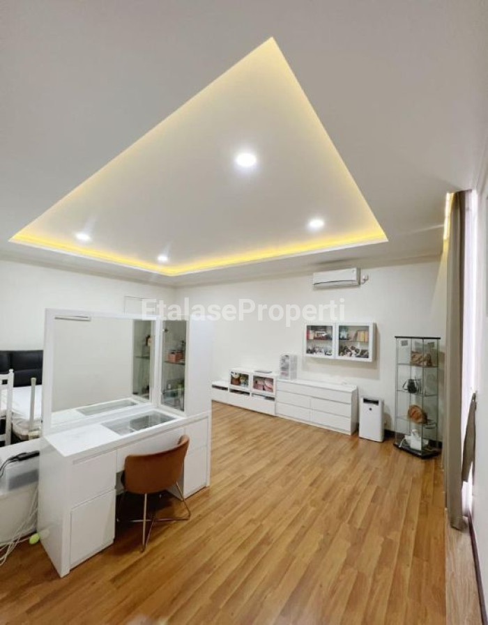 Foto properti JUAL Sutorejo Utara - Modern Minimalis Siap Huni 9
