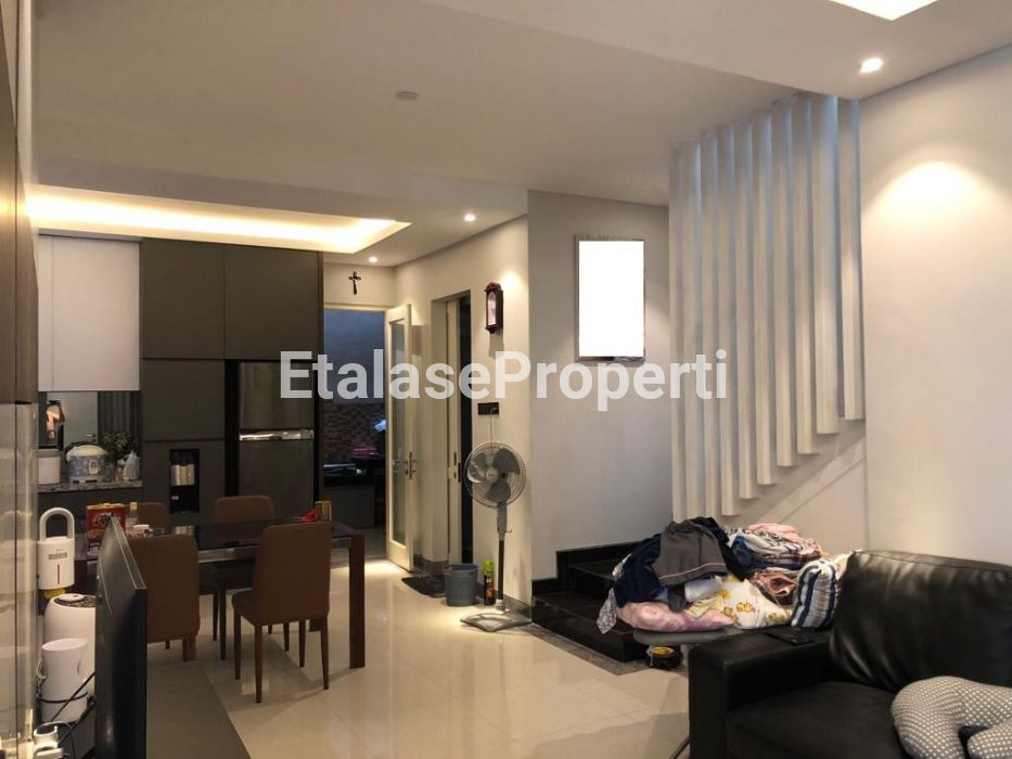 Foto properti Disewakan Rumah Siap Huni Royal Residence 4