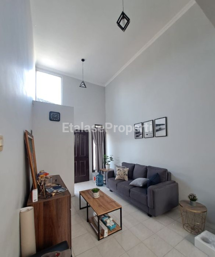 Foto properti Jual Rumah Puri Surya Jaya Valencia Residence, Full Furnished! 6