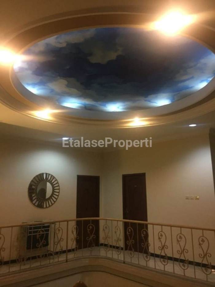 Foto properti Rumah 2 Lantai Siap Huni Di Sutorejo Prima 6