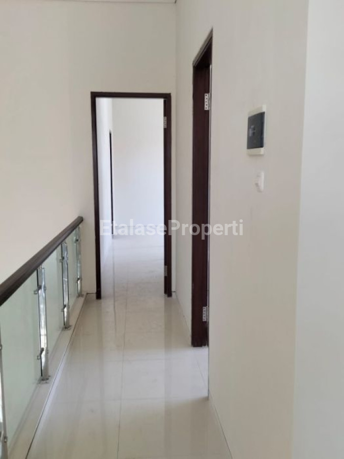 Foto properti Dijual Rumah Baru Minimalis Babatan Mukti Wiyung 3