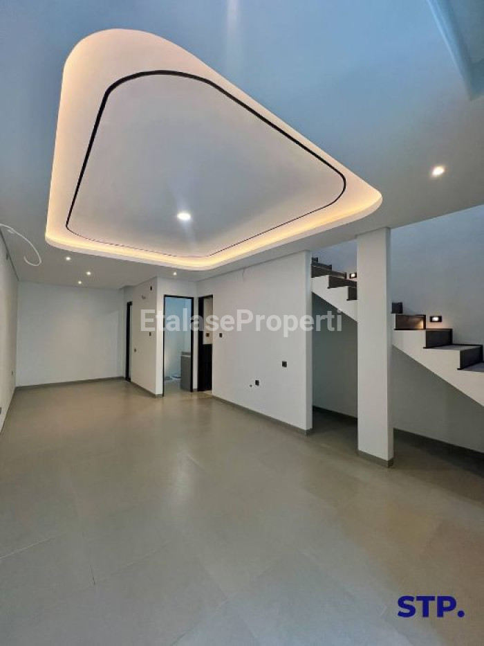 Foto properti NEW! Rumah Minimalis Di Dharmahusada Mas 2