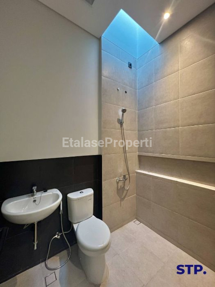 Foto properti NEW! Rumah Minimalis Di Dharmahusada Mas 10