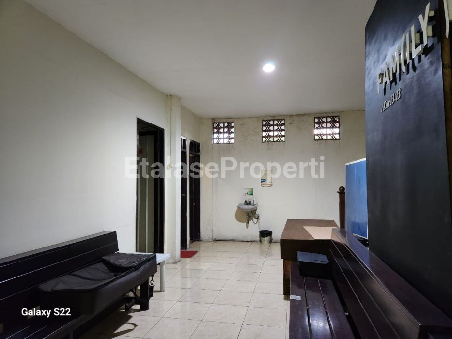 Foto properti 2 Ruko Jejer  Sentra Taman Gapura 5