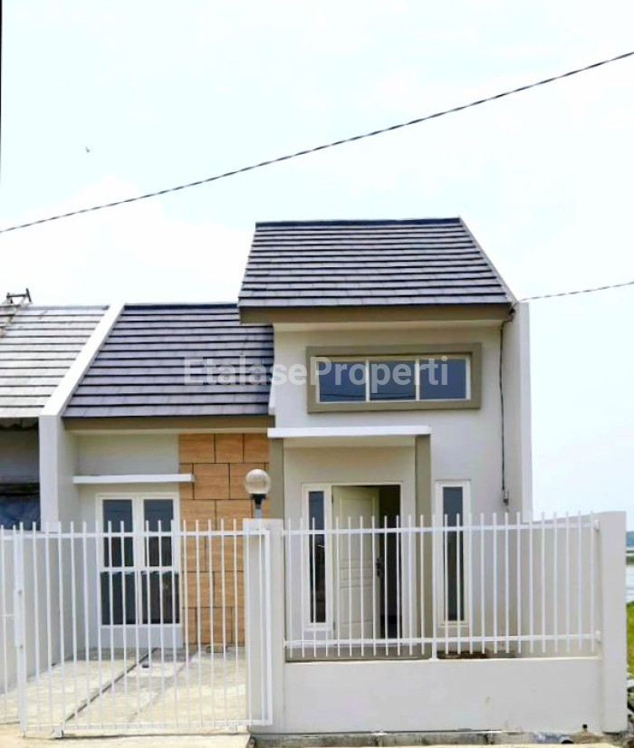Foto properti Dijual Cepat RUMAH BARU ALANA CEMANDI TAHAP I Sidoarjo 1