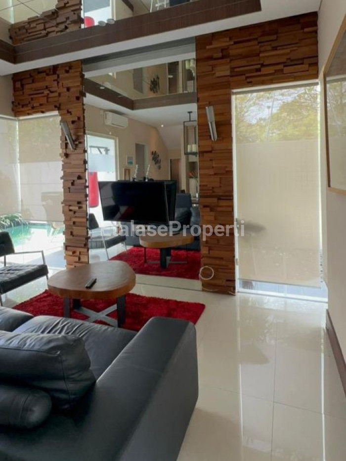 Foto properti Dijual/Disewakan Rumah Terawat & Nyaman Forest Mansion Full Furnished+Private Pool 6