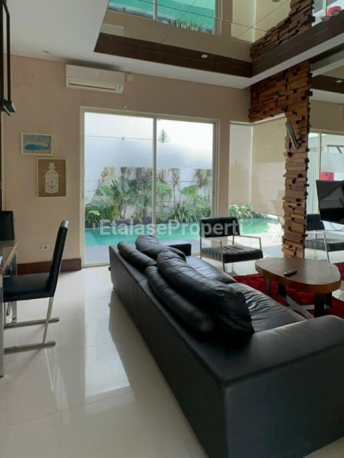 Foto properti Dijual/Disewakan Rumah Terawat & Nyaman Forest Mansion Full Furnished+Private Pool 7