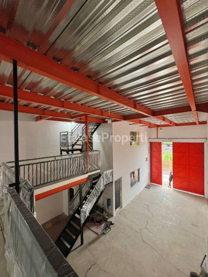 Foto properti Sewa, Gudang Kantor Mewah Di Kalijudan MERR 3