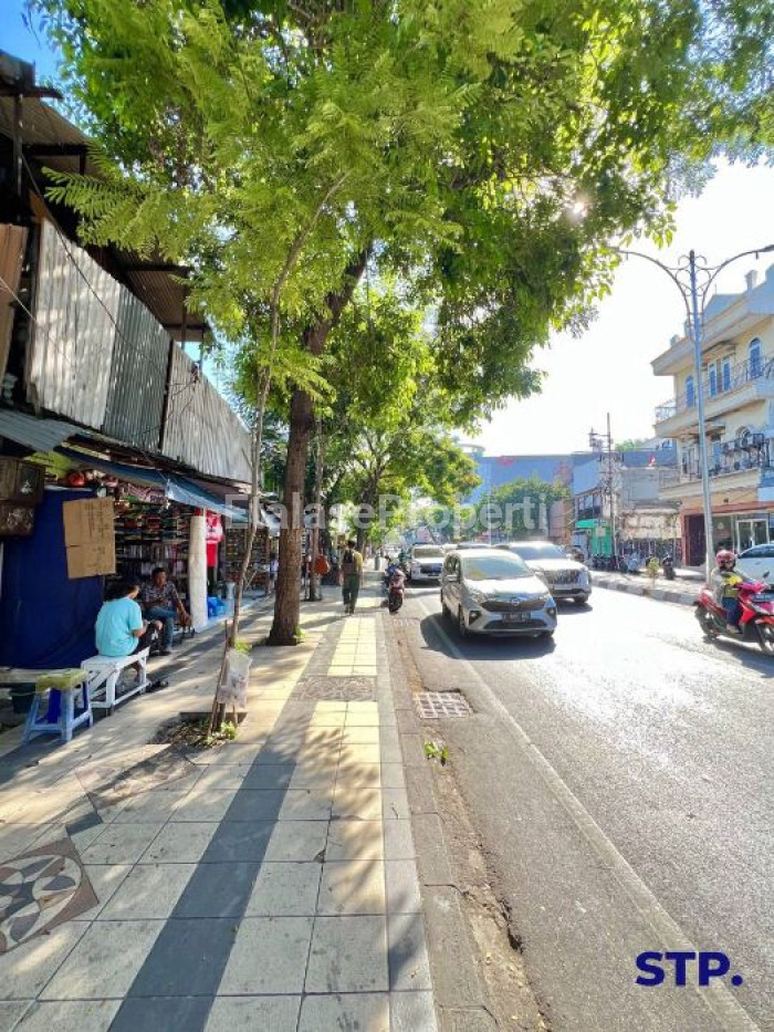 Foto properti Ruko / Rumah Usaha Di Jalan Praban Dekat Tunjungan 4