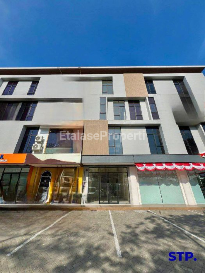 Foto properti Sewa, Ruko Mewah 4 Lantai Di Raya MERR 1