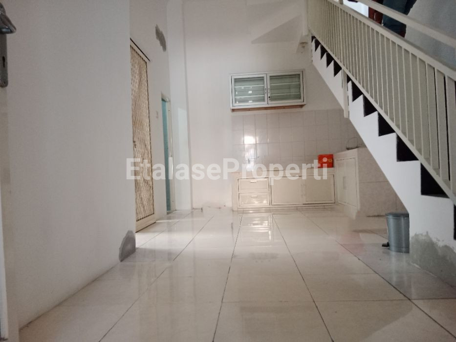 Foto properti Disewakan Rumah 1,5 Lt Terawat Dan Bersih Siap Huni Perumahan Purimas 10