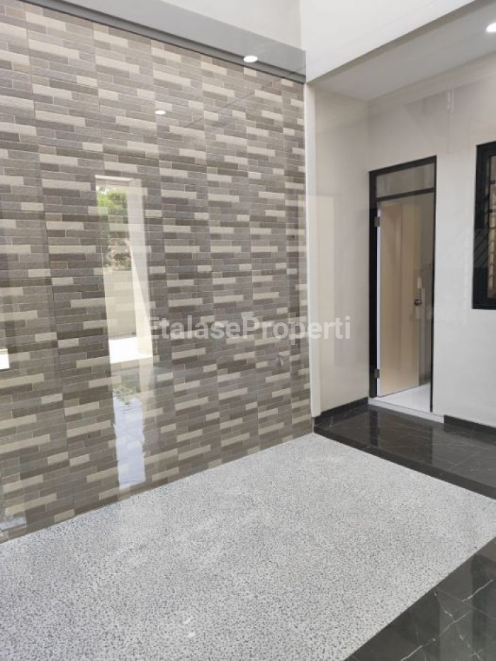 Foto properti Jual Rumah Baru Mulyosari 5