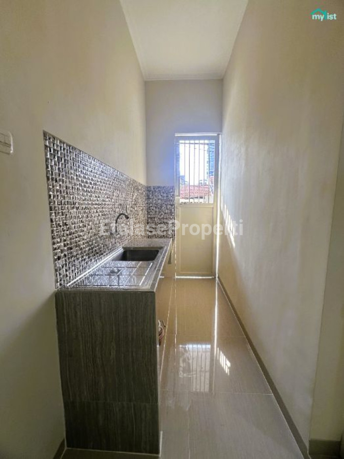 Foto properti Rumah Baru Gress 2 Lt Model Scandinavian Tenggilis Tengah Dekat Raya Prapen Dan Jemursari 9