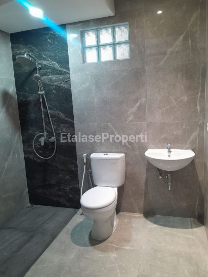 Foto properti Rumah Gress South Emerald Mansion Citraland 3