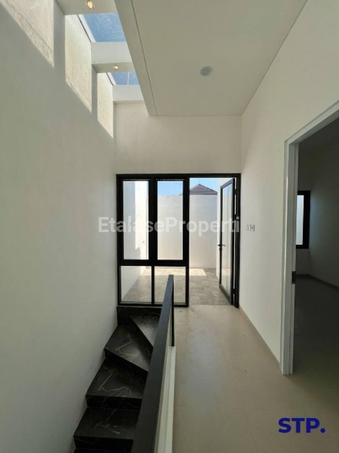 Foto properti Turun Harga, Rumah Baru Minimalis Di Baruk Utara Dekat MERR 6