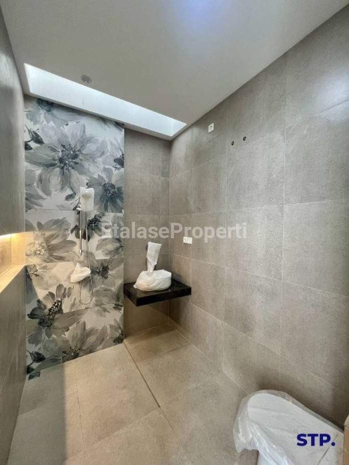 Foto properti Rumah Baru Di Boulevard Galaxi Bumi Permai Araya Tahap 2 9