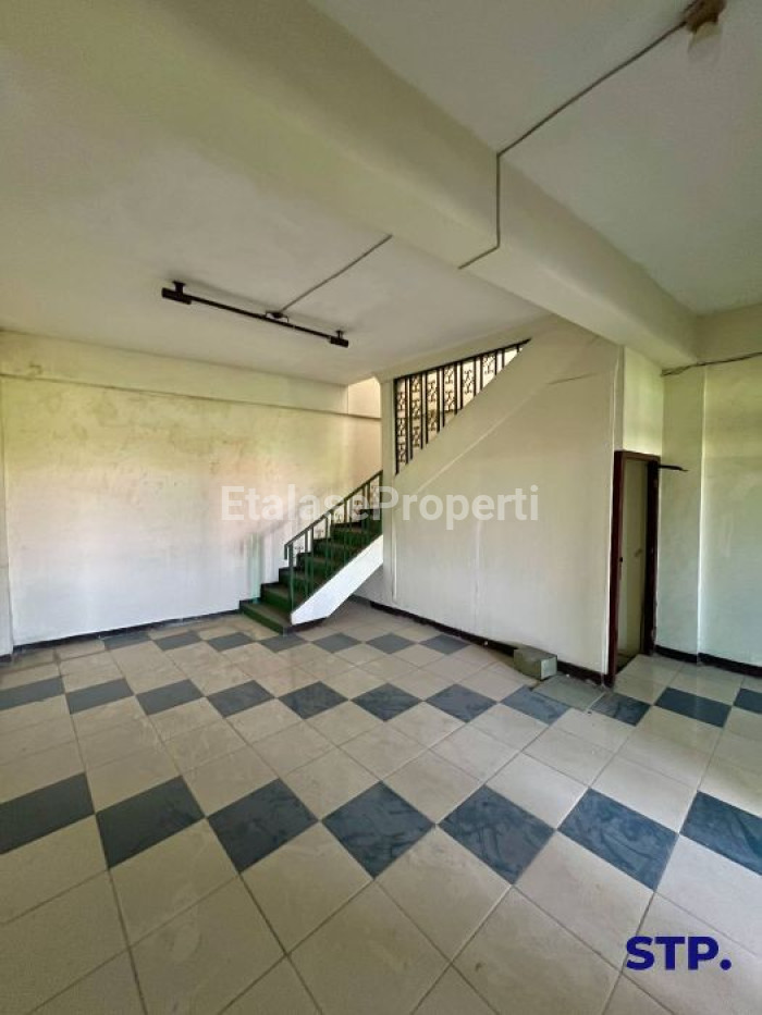 Foto properti Jual Ruko 4 Lantai Di Pucang Anom Timur 4