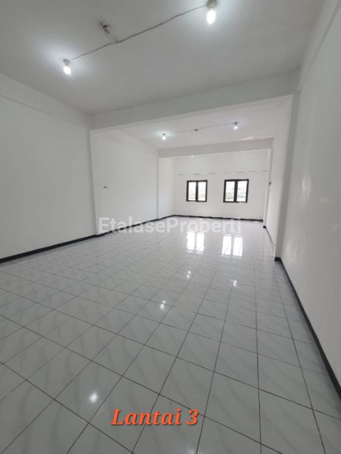 Foto properti Ruko Araya Galaxy 3 Lt Siap Dipakai 2