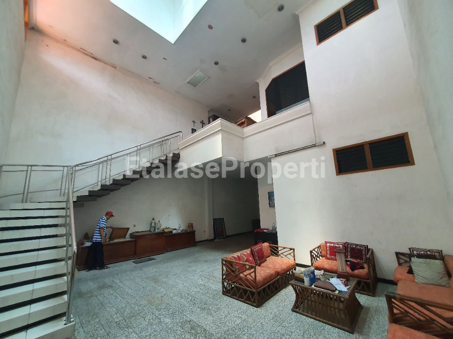 Foto properti Dijual Rumah Pusat Kota Kedungsari 4