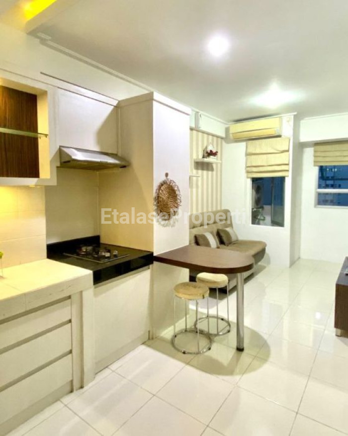 Foto properti Apartemen Puncak Kertajaya 2 Bedroom FURNISHED View Pool 3