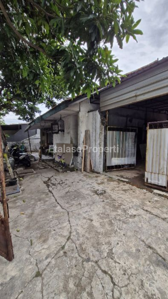 Foto properti *Dijual Rumah Medokan Asri, Hitung Tanah* 3