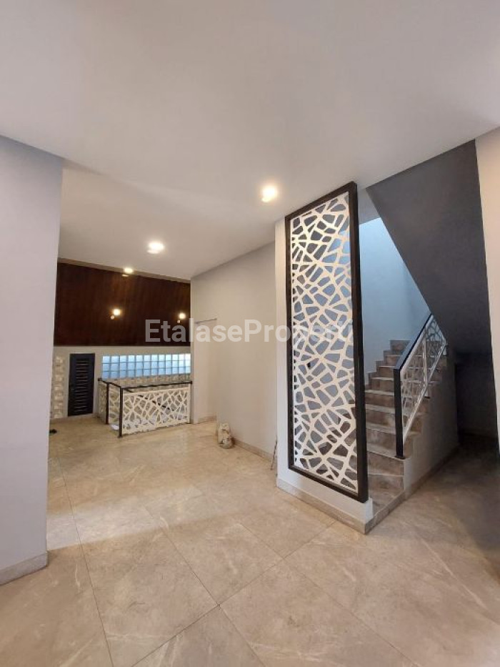 Foto properti Dijual ‼️  SAN ANTONIO With POOL💦 Minimalis 3