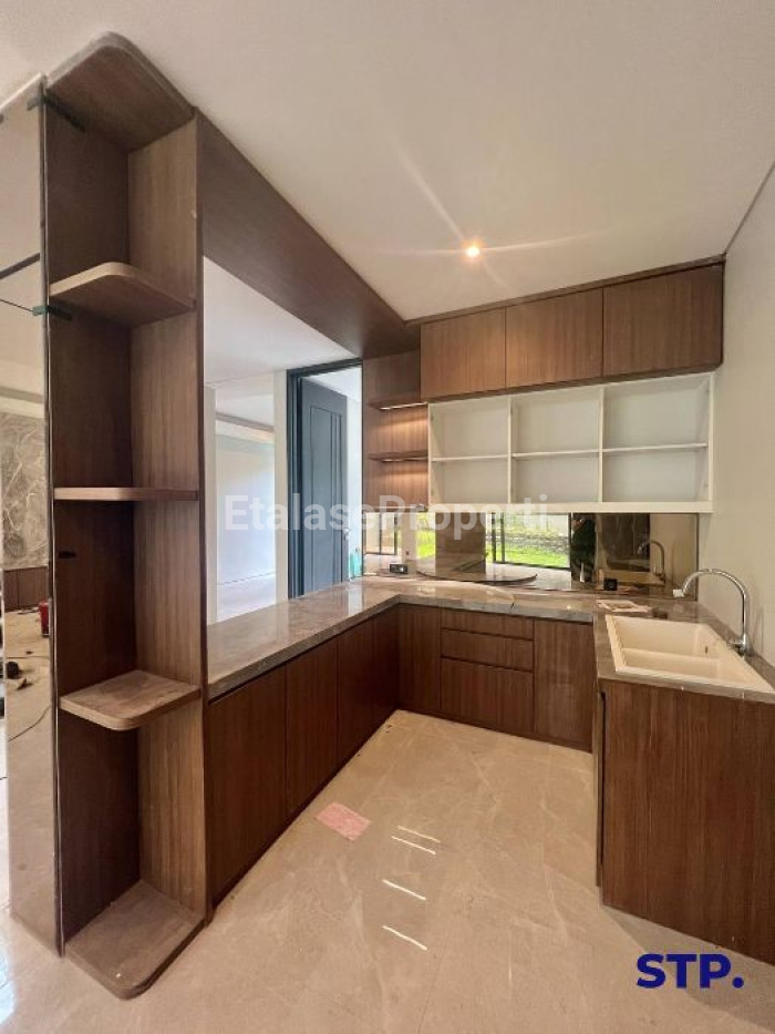 Foto properti Brand NEW, Rumah Di Citraland Luar Cluster Grand Eastwood 8