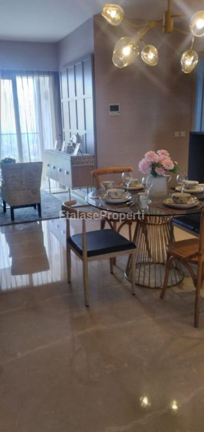 Foto properti Jual Apartemen Mewah Di One Icon Residence Tunjungan Plaza Mewah Full Furnish 5