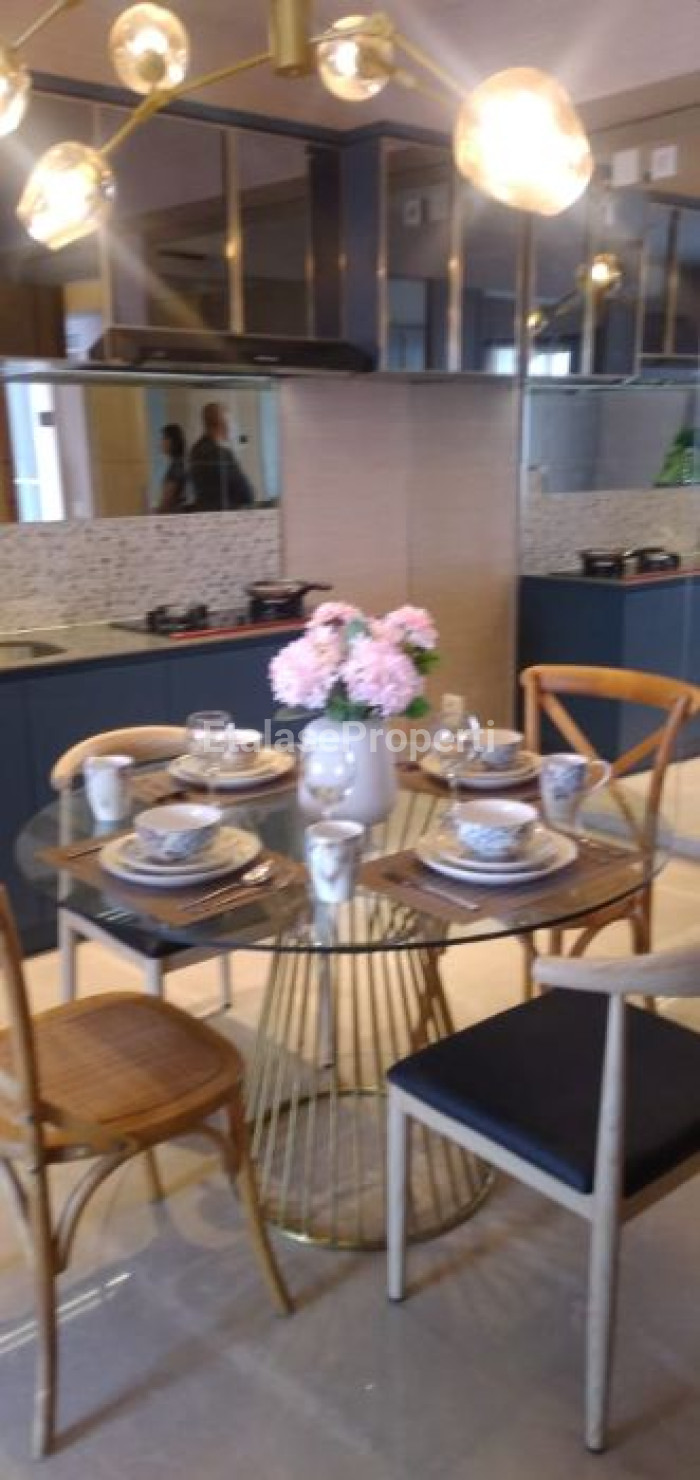 Foto properti Jual Apartemen Mewah Di One Icon Residence Tunjungan Plaza Mewah Full Furnish 7