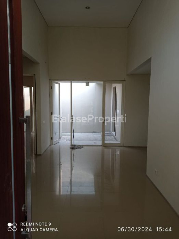 Foto properti Rumah Sewa Greenlake Citraland 2