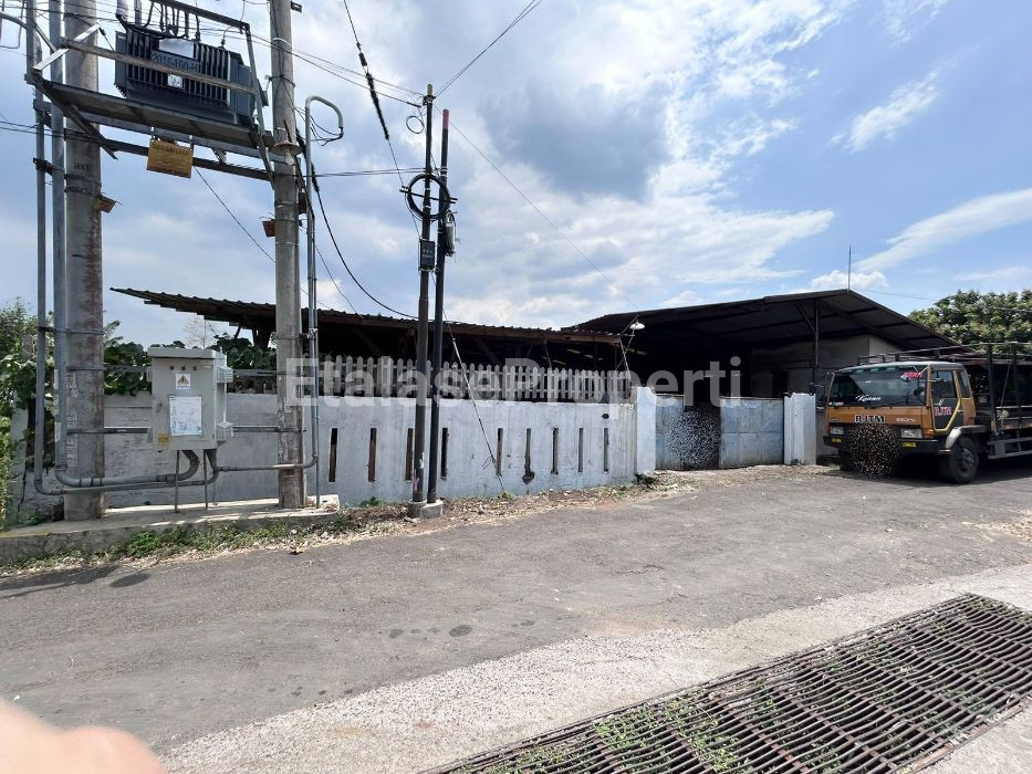 Foto properti Dijual Pabrik Pengolahan Kayu Randu Agung Singosari Malang 1