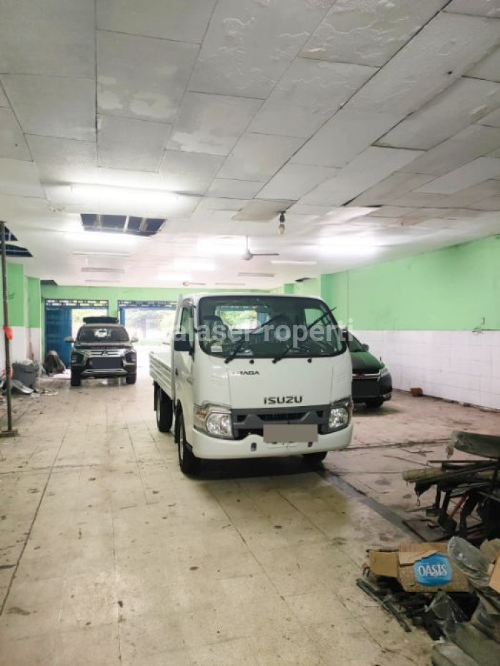 Foto properti Jual Sewa Commercial Area Di Raya Nginden Cocok Untuk Usaha 2