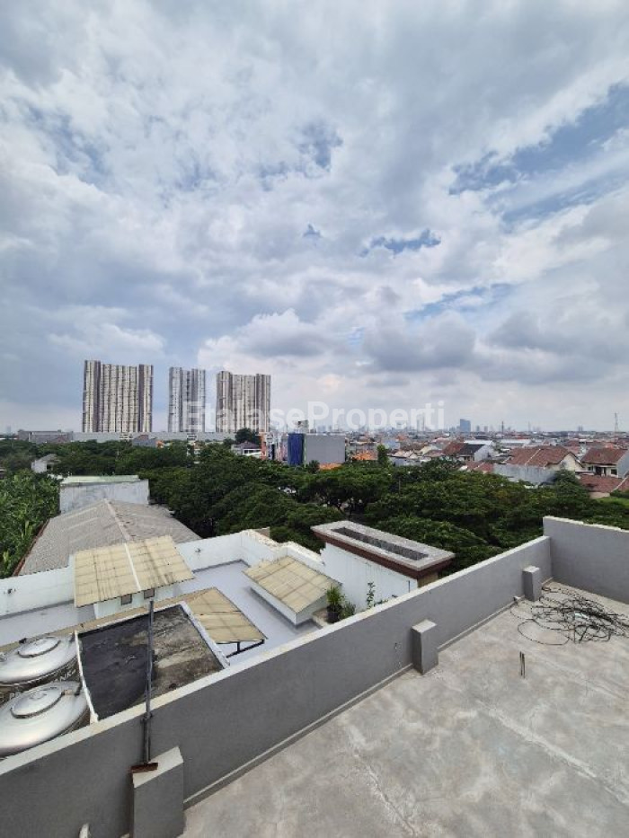Foto properti Dijual Ruko Di Raya Merr Dekat Kenjeran 3