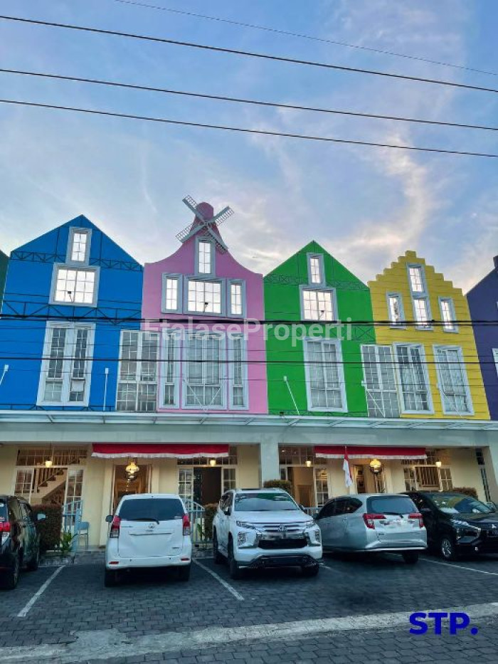 Foto properti Hotel / Kos Eksklusif Di Area Blimbing, Malang Bergaya Kolonial Modern 1