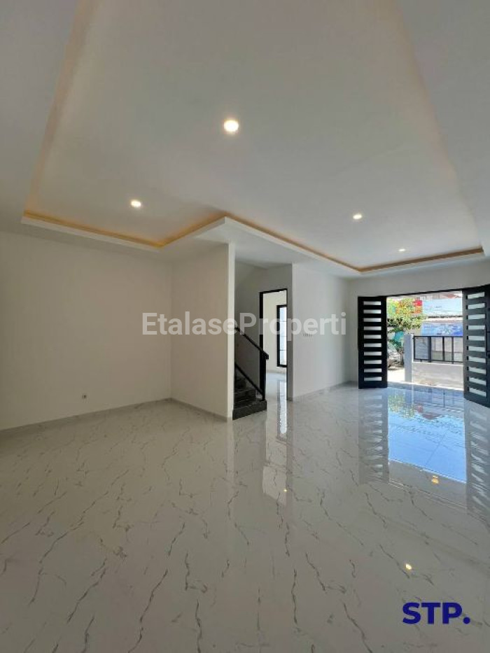 Foto properti Rumah Baru Minimalis Di Wisma Mukti Klampis 2
