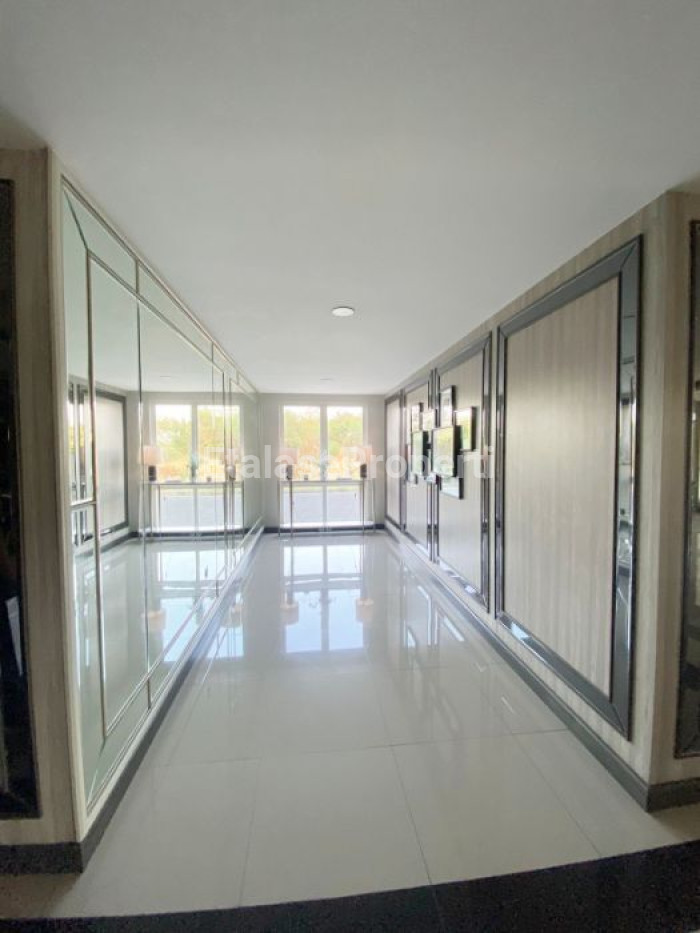 Foto properti Dijual Apartemen Puncak CBD Tower A Kosongan 2 BR 10