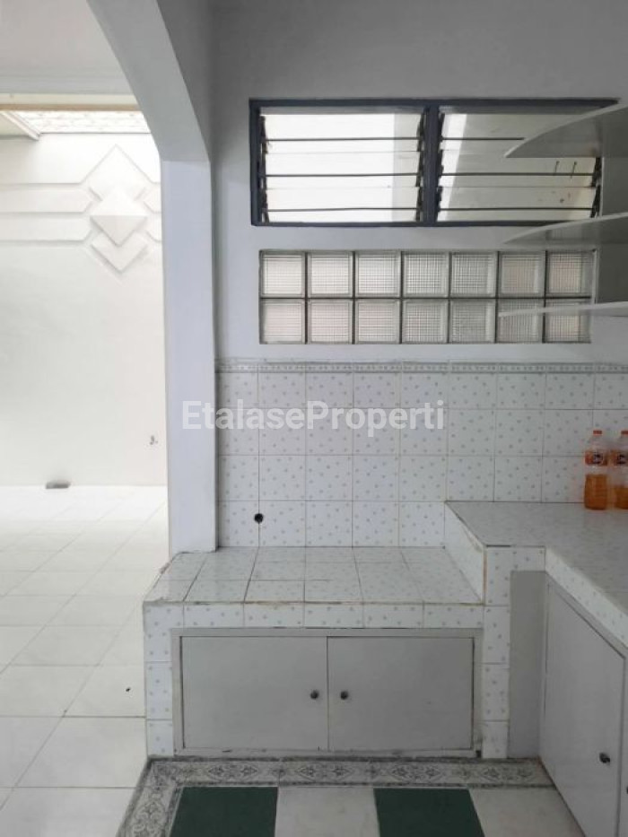 Foto properti Dijual Rumah Di Sutorejo Timur Dharmahusada Peninsula 9