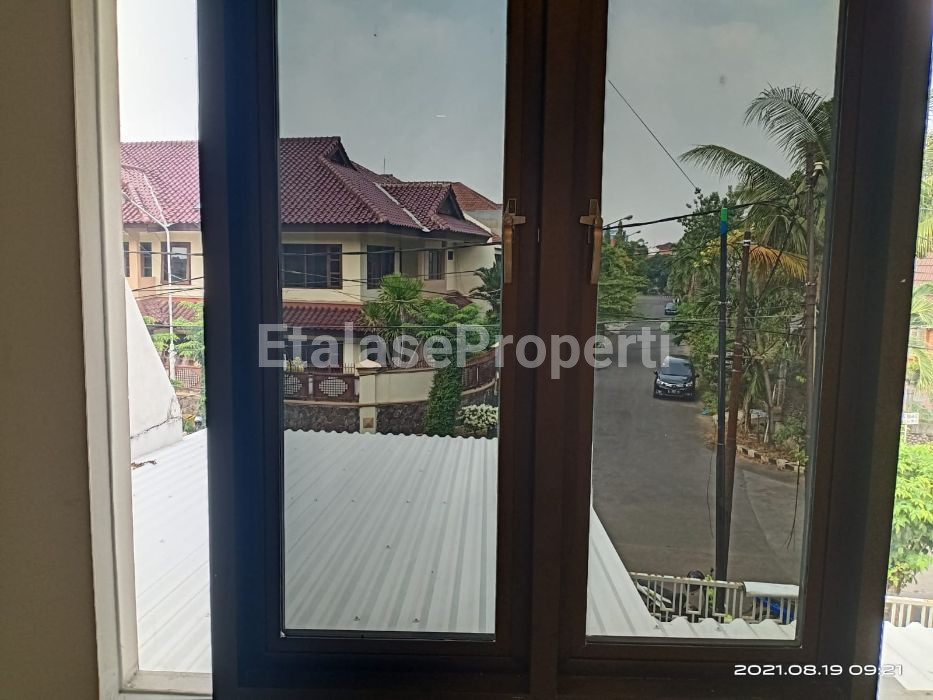 Foto properti Margorejo Indah 6kamar Strategis 9