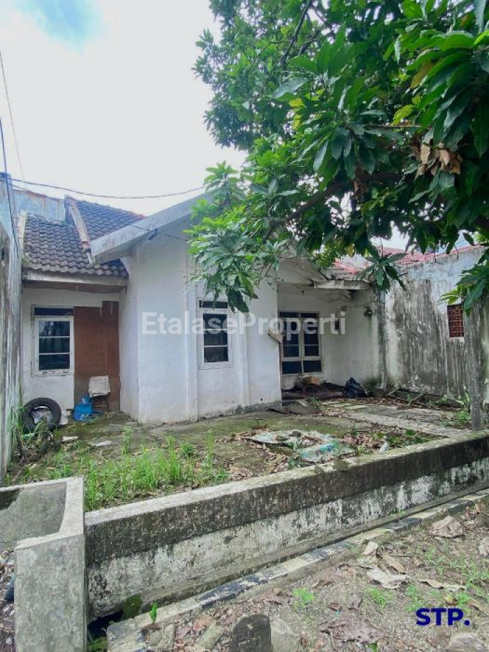 Foto properti Rumah Hitung Tanah Di Raya Wiguna Timur 3