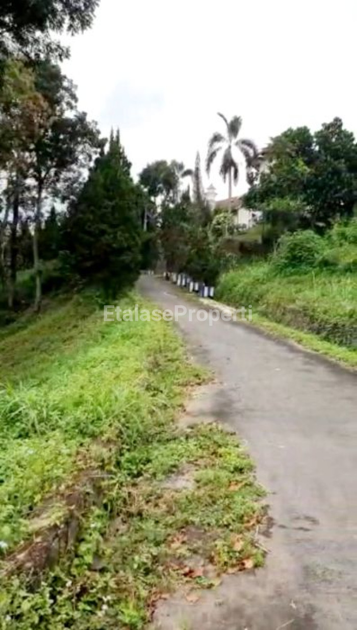 Foto properti Tanah Di Bukit Trawas Garden View 3 Sisi Lokasi Baguss 1