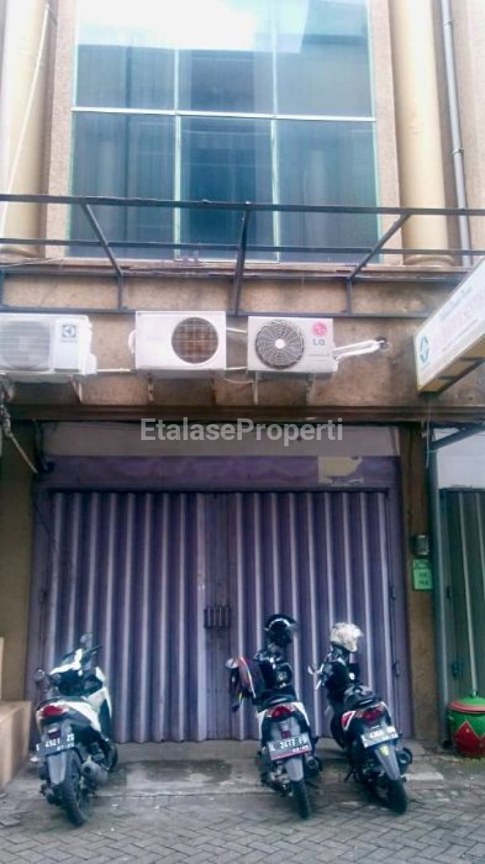 Foto properti *Dijual Ruko Pusat Kota 4 Lantai, Landmark Kayoon* 1