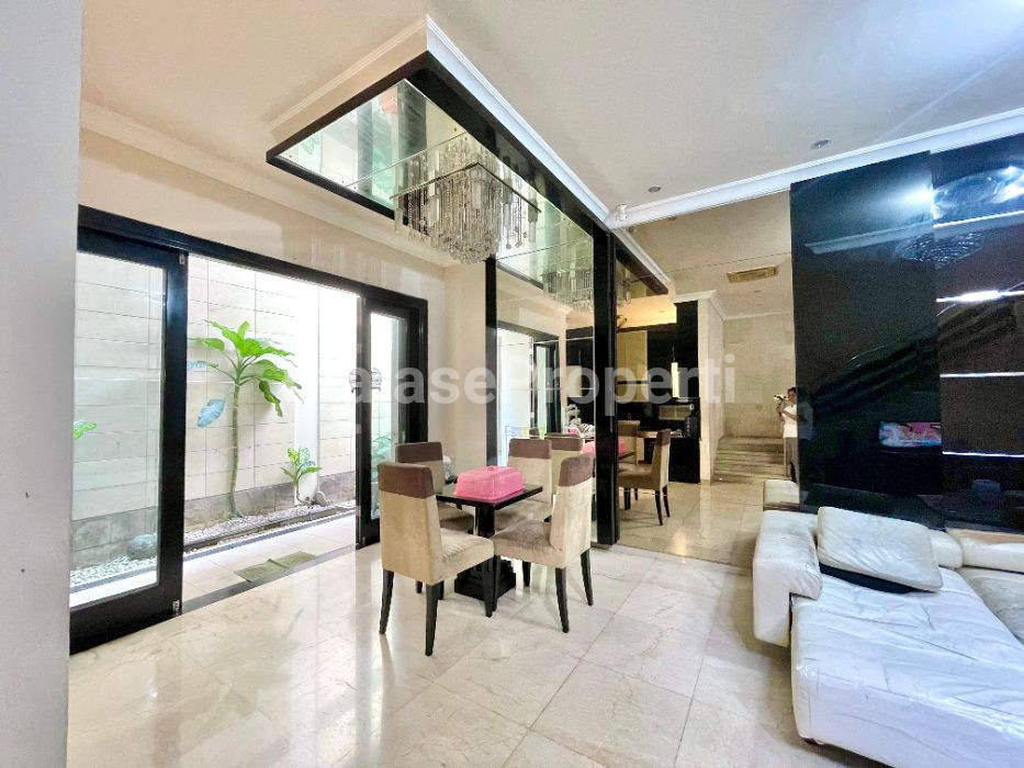 Foto properti *Dijual Rumah Regency 21* 3