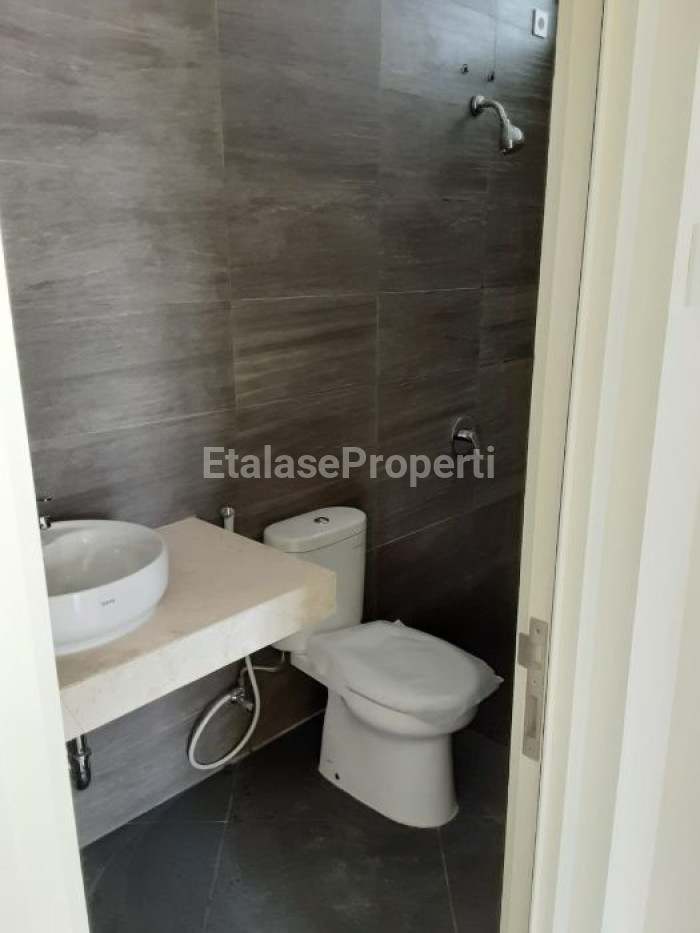 Foto properti Forsale/Rent Royal Residence Rumah 2 Lantai 2