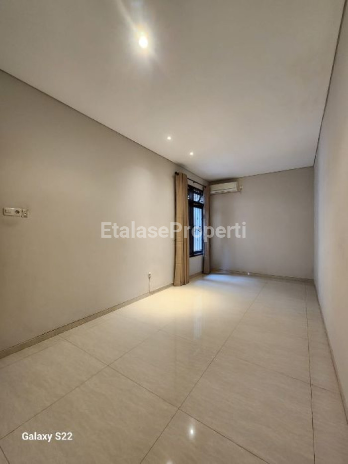 Foto properti Disewakan Rumah Taman Puspa Raya Siap Huni 2