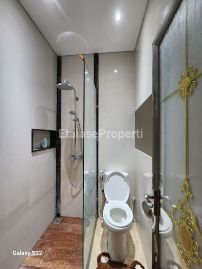 Foto properti Disewakan Rumah Taman Puspa Raya Siap Huni 6